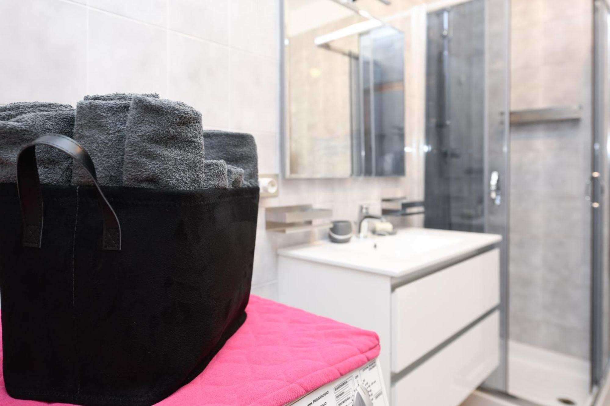 Breeze Apartment Desenzano del Garda Eksteriør billede