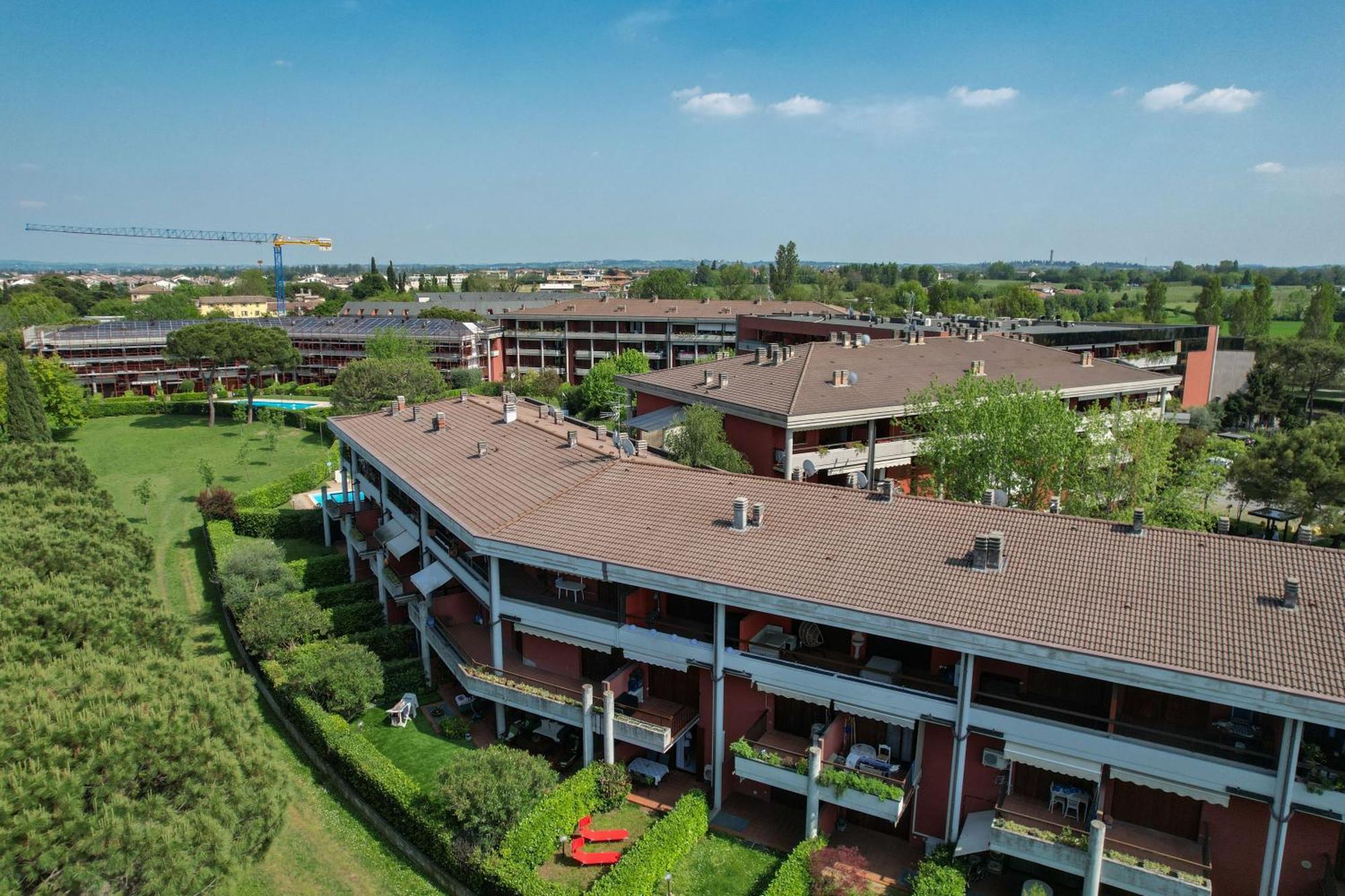 Breeze Apartment Desenzano del Garda Eksteriør billede