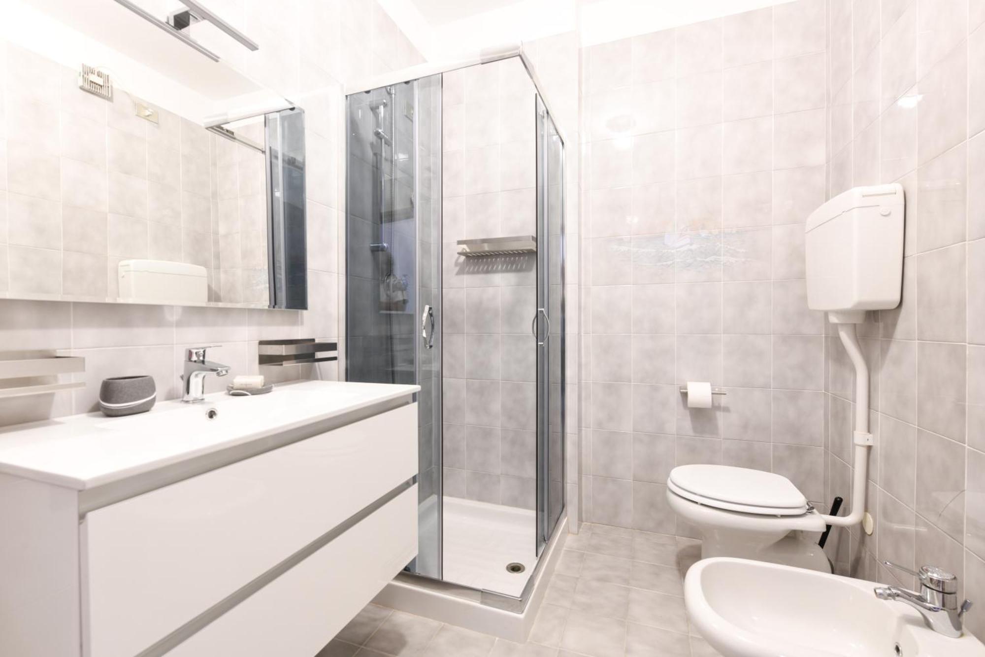 Breeze Apartment Desenzano del Garda Eksteriør billede