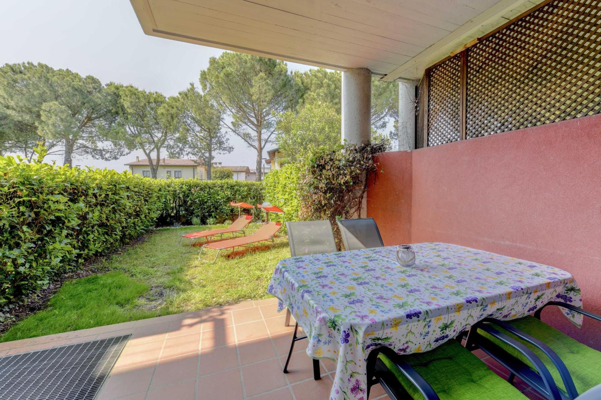Breeze Apartment Desenzano del Garda Eksteriør billede
