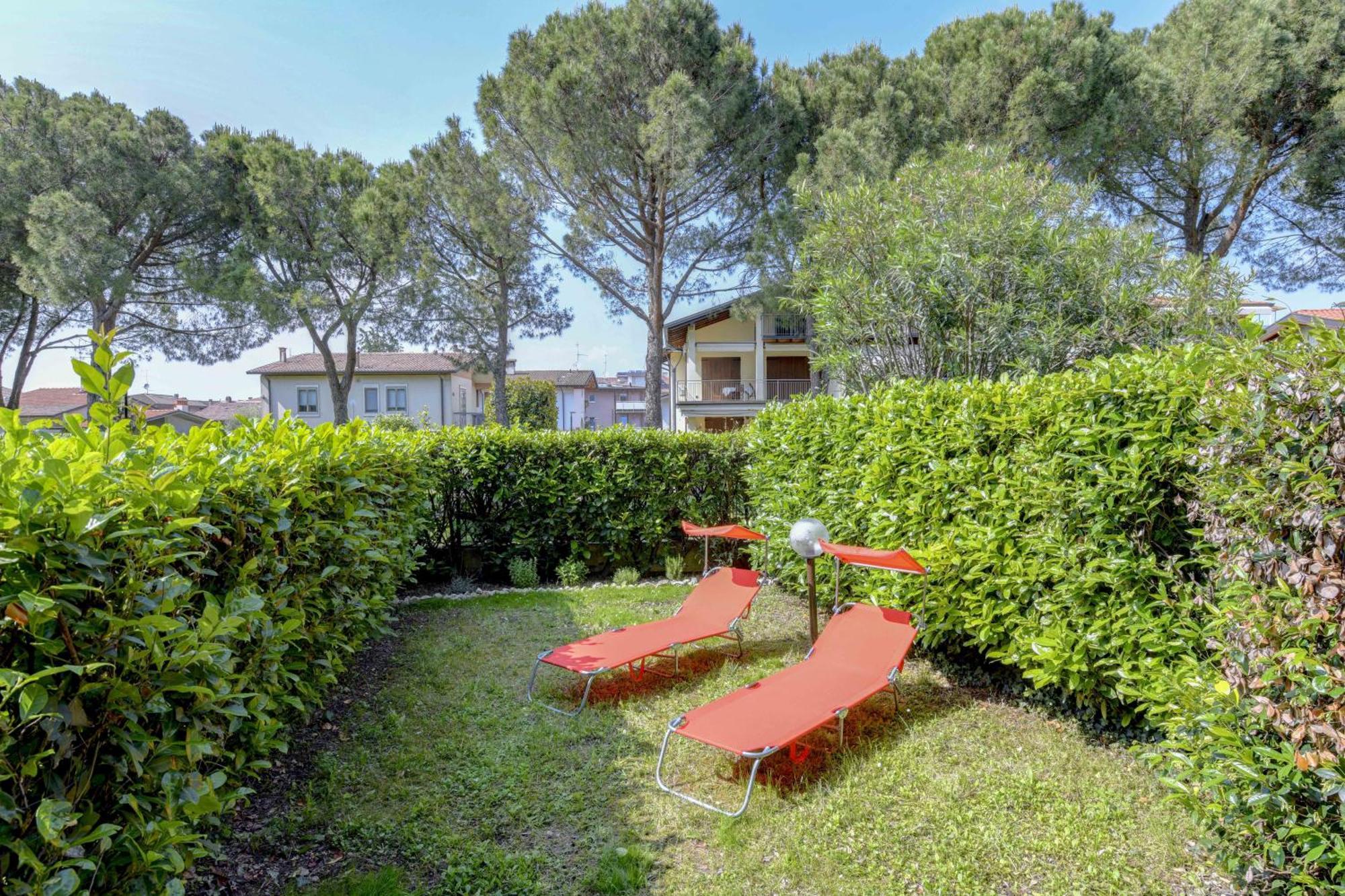 Breeze Apartment Desenzano del Garda Eksteriør billede